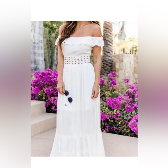 Pink Lily Dresses & Skirts - Pink Lily Strapless White Dress